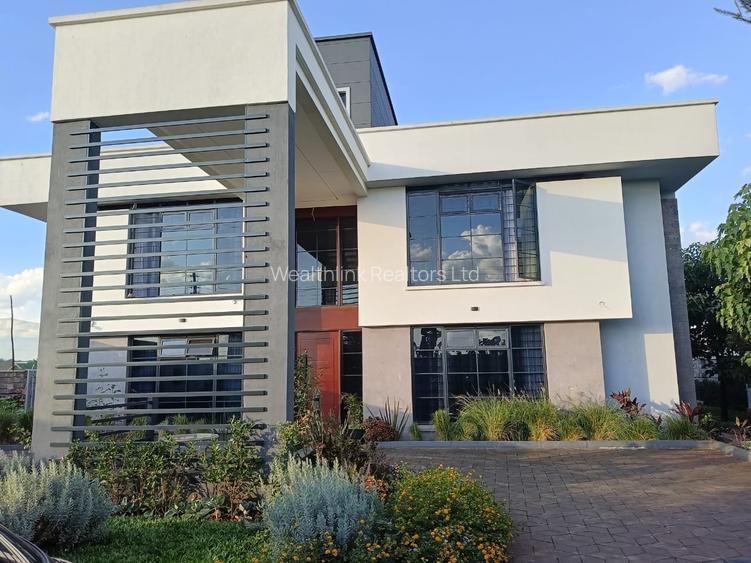 5 Bed House with En Suite at Runda