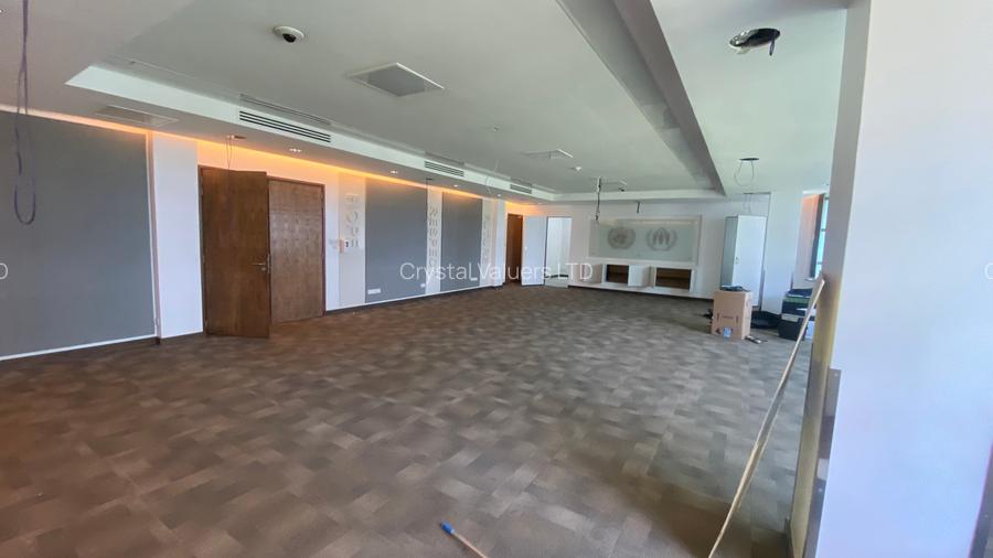 30,000 ft² Commercial Property with Service Charge Included in Kitisuru