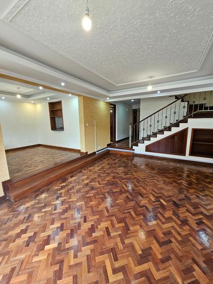 4 Bed Townhouse with En Suite at Lavington