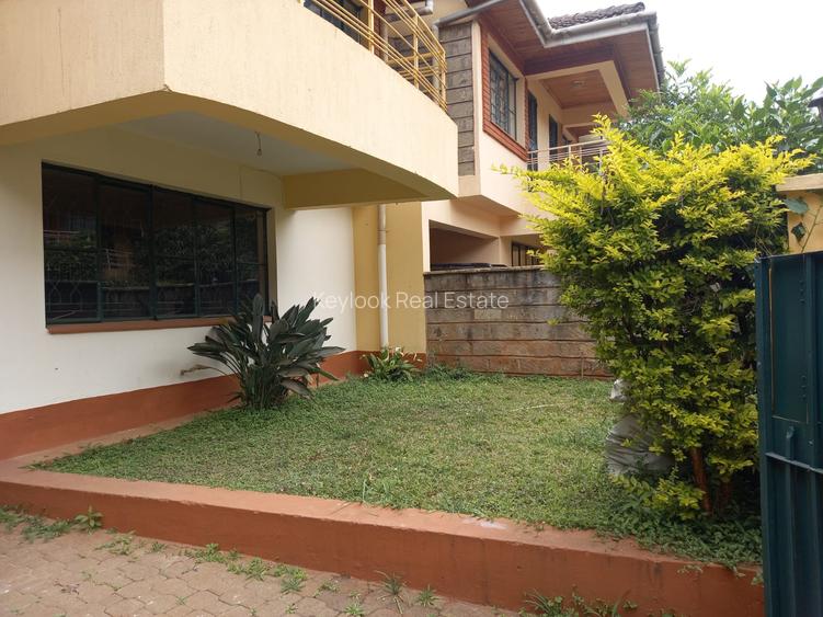 5 Bed Townhouse with En Suite at Lavington