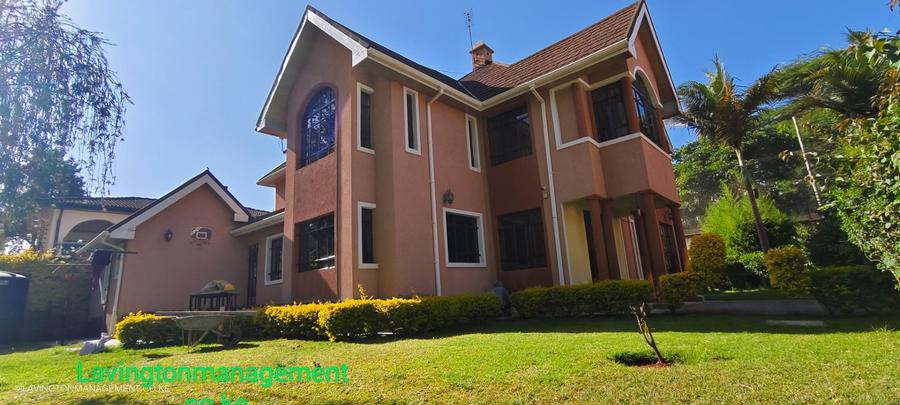 4 bed house with en suite at lavington green