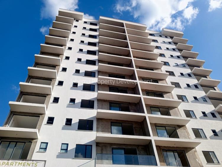 3 Bed Apartment with En Suite in Brookside