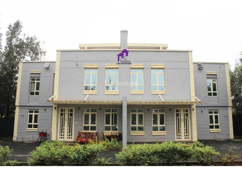 3 Bed Townhouse with En Suite at Silanga Road