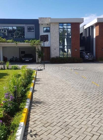 4 Bed Villa with En Suite at Nyali Mombasa