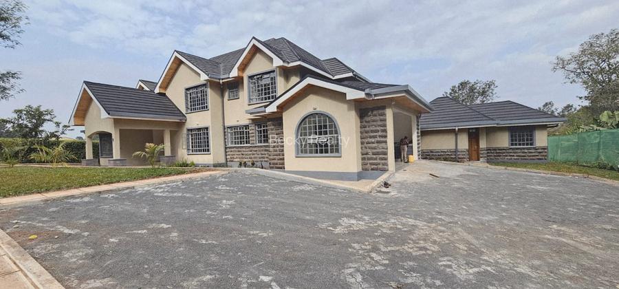 5 Bed Villa with En Suite in Karen