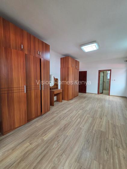 3 Bed Apartment with En Suite in Kilimani