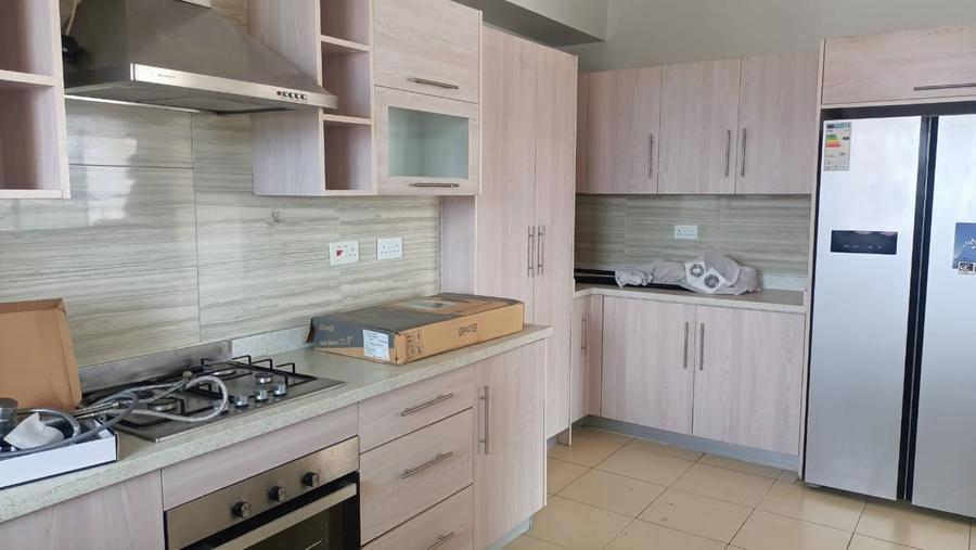 3 bed apartment with en suite in brookside