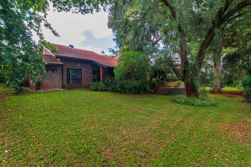 4 Bed House with En Suite in Runda 4 Bed House with En Suite in Runda