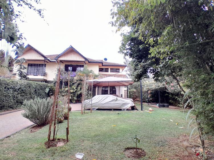 4 Bed Townhouse with En Suite at Lavington