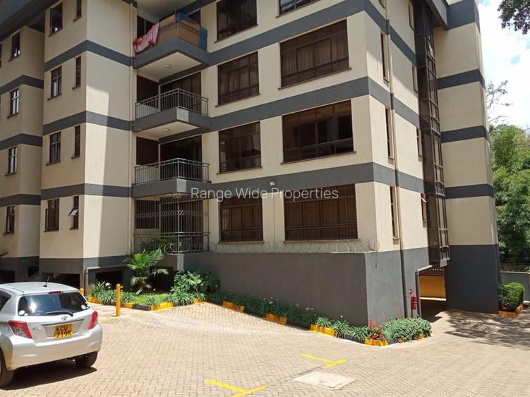 2 Bed Apartment with En Suite in Westlands Area