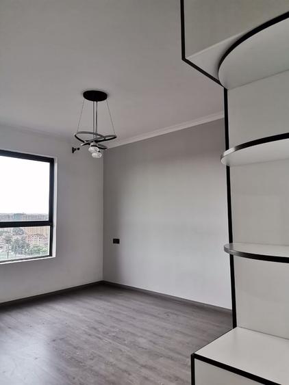 Furnished 2 Bed Apartment with En Suite in Lavington - Aanzicht 6