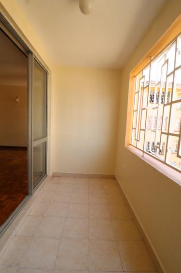 3 Bed Apartment with En Suite at Kilimani - Widok 4