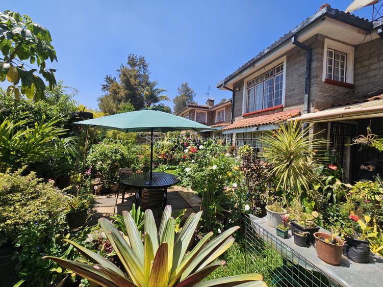 4 Bed Townhouse with En Suite at Lavington