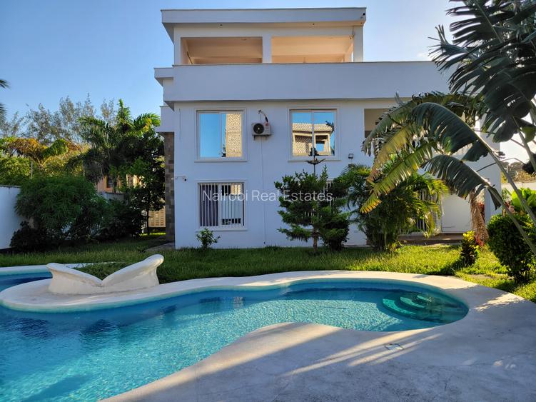 3 Bed House with En Suite in Diani