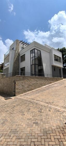 5 Bed Villa with En Suite at Lavington - Games Gichuru