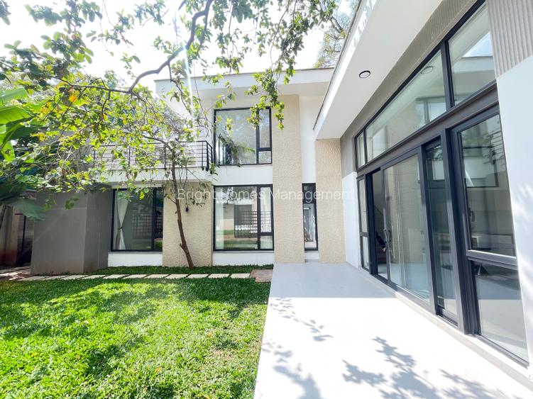 2 Bed Townhouse with En Suite in Lavington