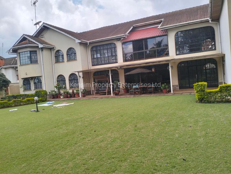 4 Bed Townhouse with En Suite in Nyari