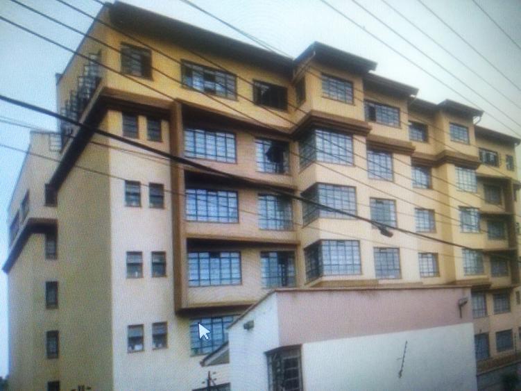 2 Bed Apartment with En Suite in Parklands