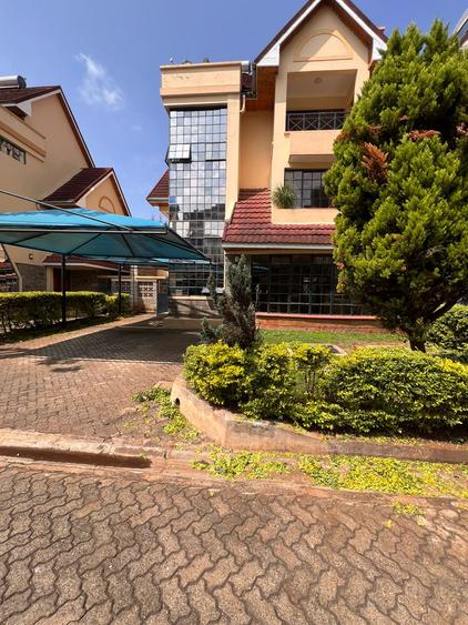 5 Bed Townhouse in Lavington 5 Bed Townhouse in Lavington