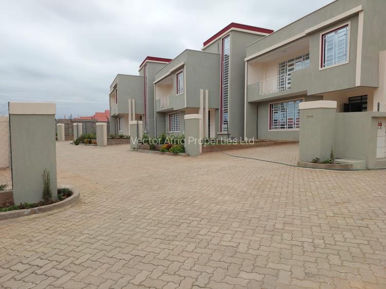 4 Bed Townhouse with En Suite at Muigai