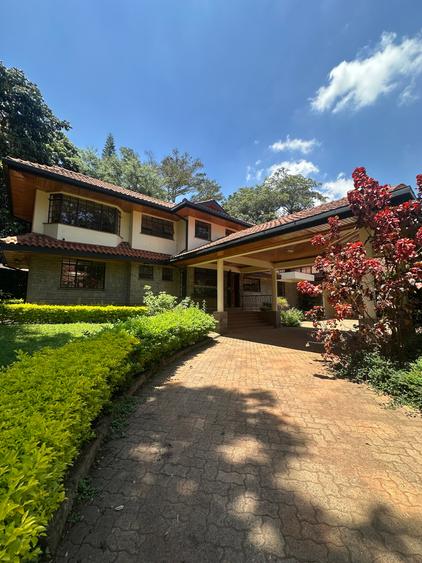 4 Bed Townhouse with En Suite in Runda 4 Bed Townhouse with En Suite in Runda
