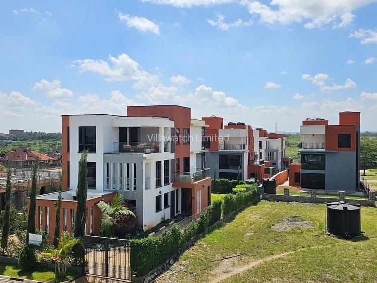 4 Bed Townhouse with En Suite in Membley