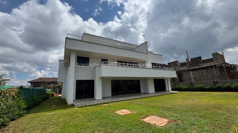 4 Bed House with En Suite in Tatu City