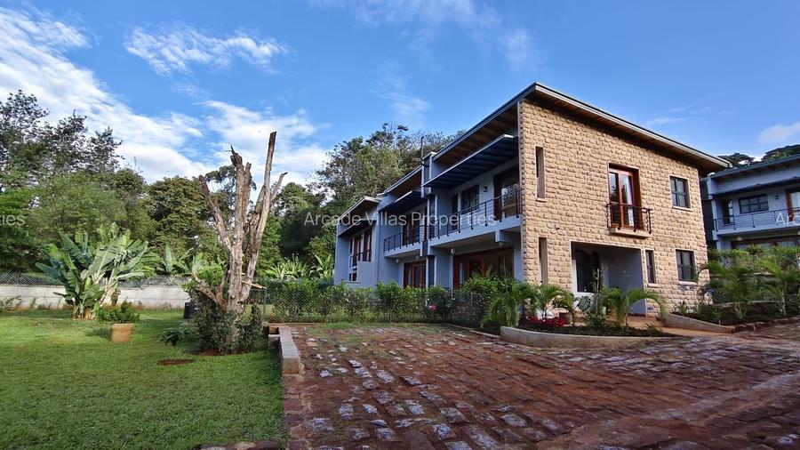 2 Bed Villa with En Suite in Kyuna