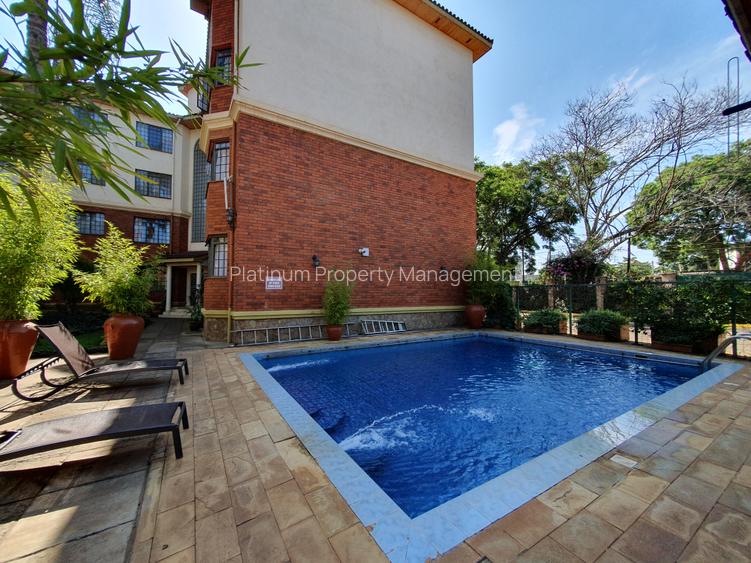 Serviced 3 Bed Apartment with En Suite in Spring Valley