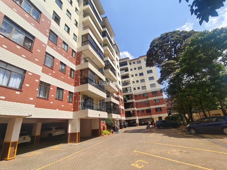 4 Bed Apartment with En Suite in Lavington