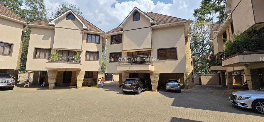 5 Bed Townhouse with En Suite at Lavington Drive