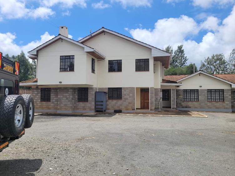 4 Bed Townhouse with En Suite at Karen Road