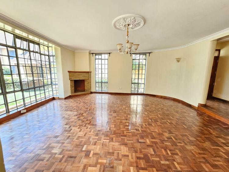 5 Bed Townhouse with En Suite in Lavington