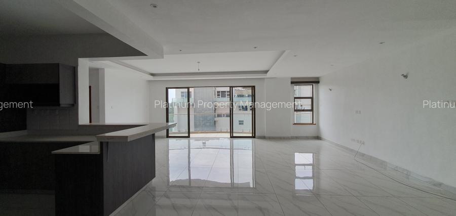 4 Bed Apartment with En Suite in General Mathenge