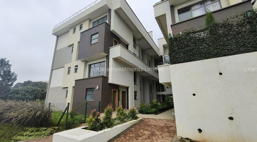 4 Bed House with En Suite in Runda