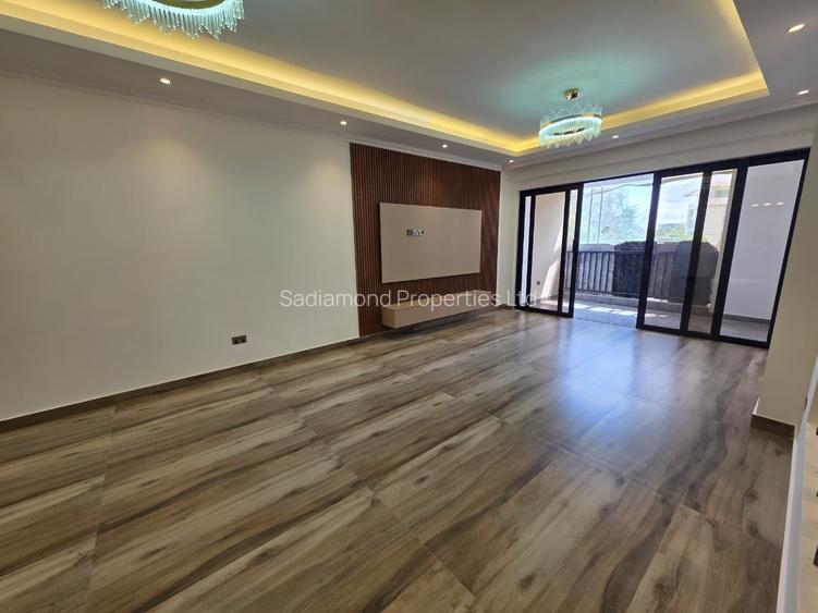 2 Bed Apartment with En Suite in Brookside