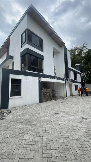 5 Bed House with En Suite at Lavington Owashika Road.