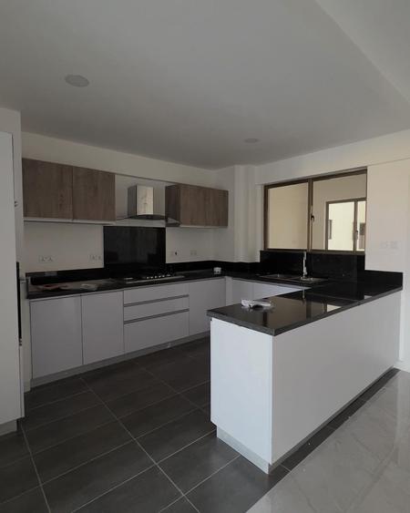 3 Bed Apartment with En Suite at Othaya Road