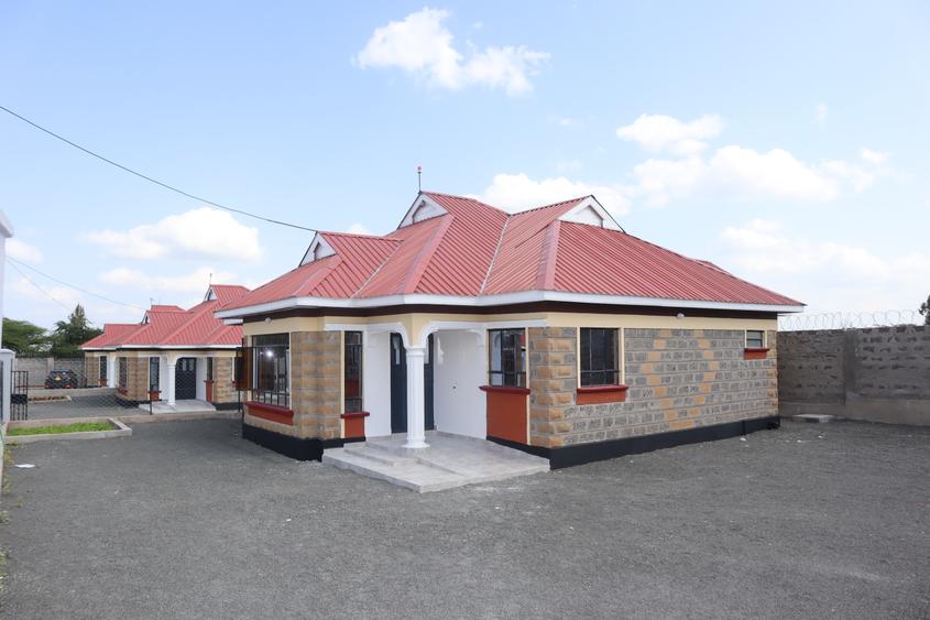 3 Bed House with En Suite at Acacia Area