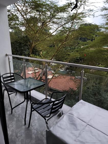 Furnished 2 Bed Apartment with En Suite in Riverside