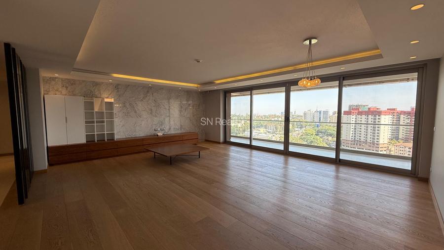 4 Bed Apartment with En Suite in Kileleshwa