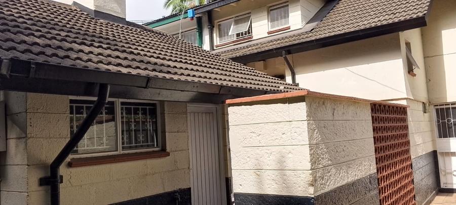 2 Bed Townhouse with En Suite in Lavington 2 Bed Townhouse with En Suite in Lavington