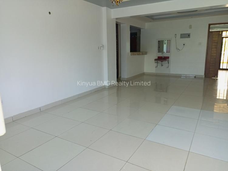 3 Bed Apartment with En Suite in Nyali Area