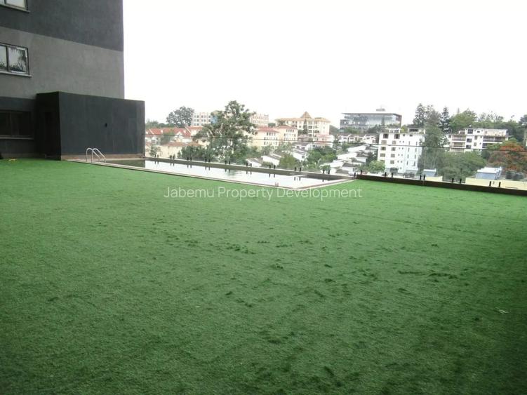 3 Bed Apartment with En Suite in Rhapta Road