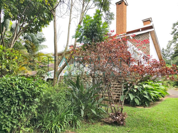 5 Bed House with En Suite in Kyuna