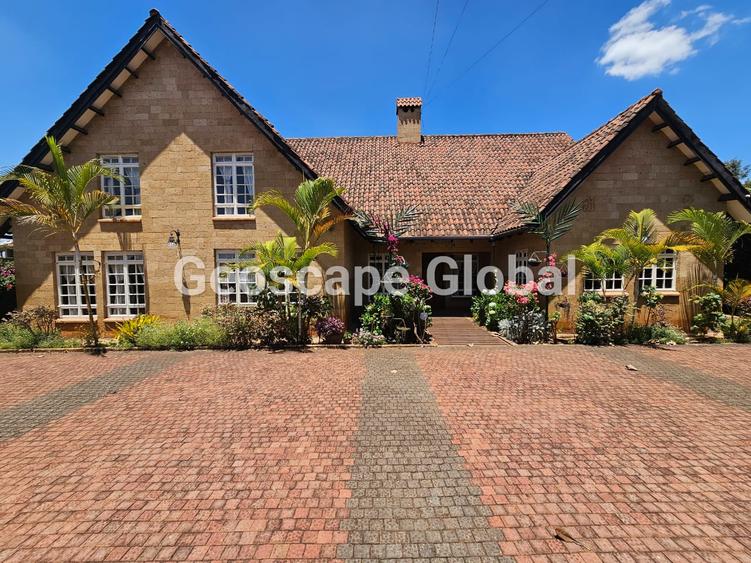 4 Bed House with En Suite in Runda