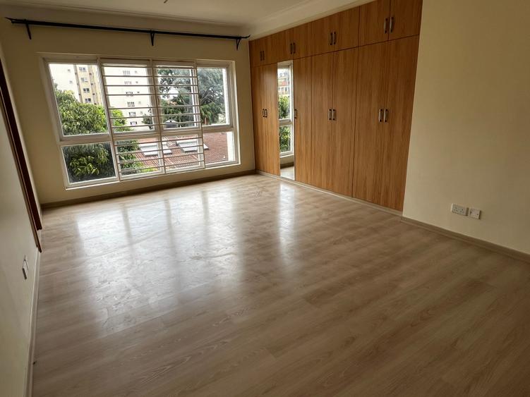 3 Bed Apartment with En Suite at Westland 3 Bed Apartment with En Suite at Westland