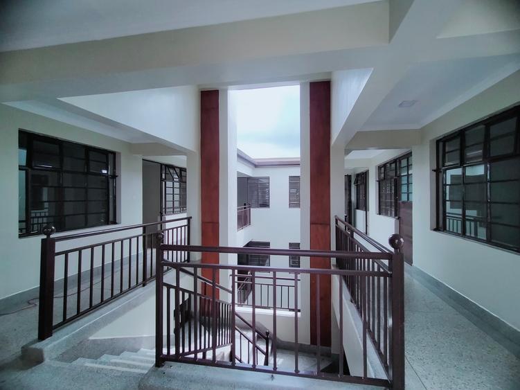 1 Bed Apartment with En Suite in Naivasha Road - Aanzicht 3