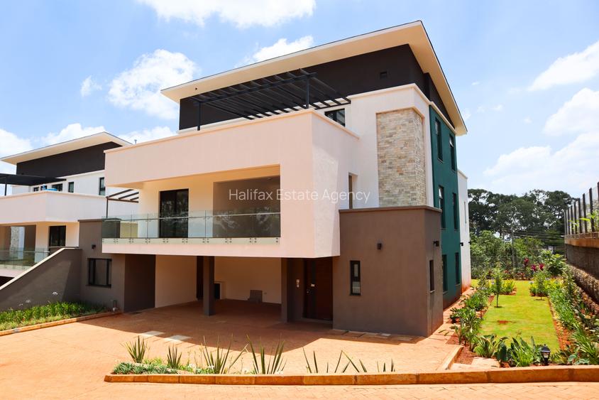 7 Bed Townhouse with En Suite in Kitisuru
