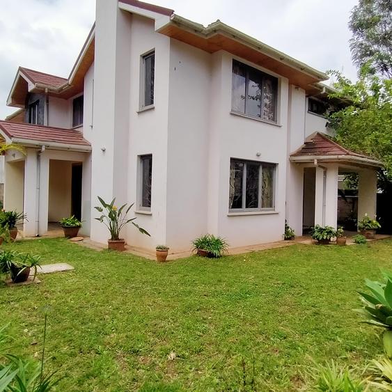 4 Bed House with En Suite at Kerarapon